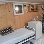 Διαμέρισμα Mukava Talo Maaseudulla Laehellae Keskustaa Πόρι