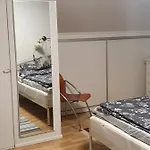 Mukava Talo Maaseudulla Laehellae Keskustaa Διαμέρισμα *