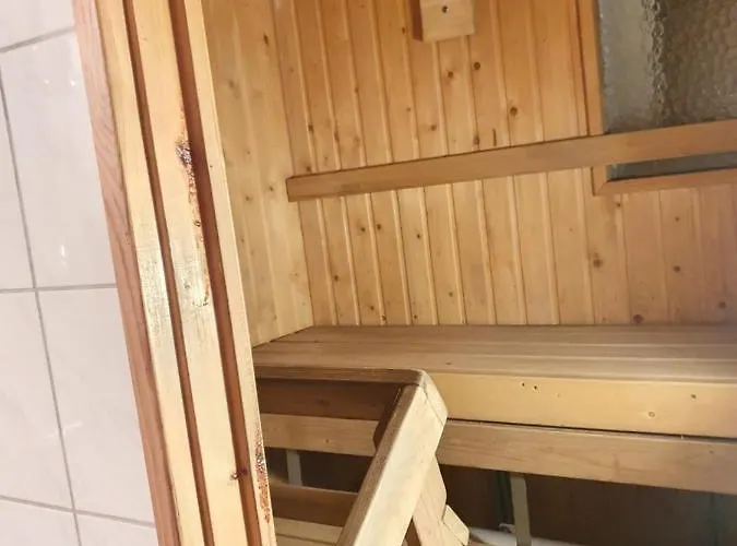 Mukava Talo Maaseudulla Laehellae Keskustaa Пори