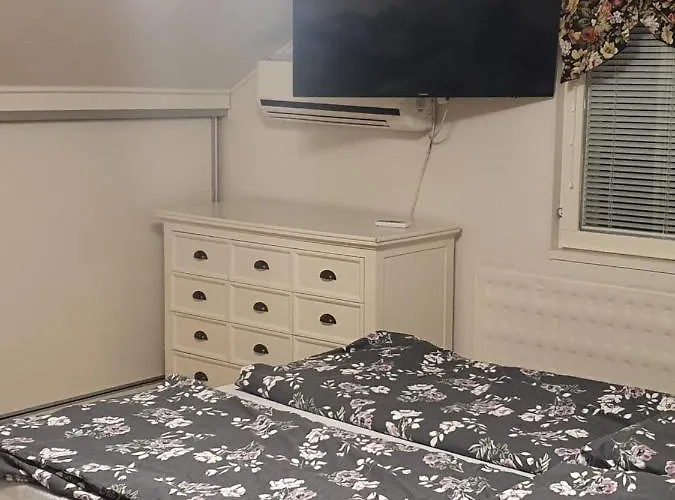 Mukava Talo Maaseudulla Laehellae Keskustaa Апартаменты *