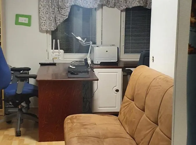 Mukava Talo Maaseudulla Laehellae Keskustaa Апартаменты *