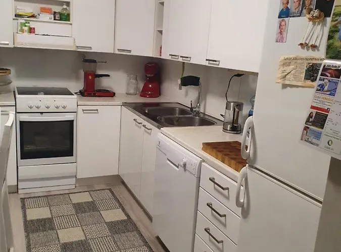 Mukava Talo Maaseudulla Laehellae Keskustaa Апартаменты